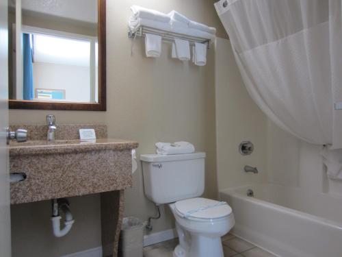 Howard Johnson by Wyndham Santa Cruz, Santa Cruz (Foto 10)