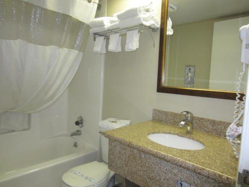 Howard Johnson by Wyndham Santa Cruz, Santa Cruz (Foto 11)