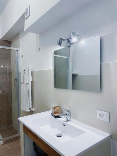 Leone Suite B&B & Restaurant AIC - image 4