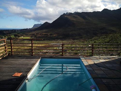 Witteklip self-catering farm in Kleinmond