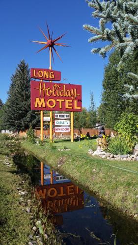 Long Holiday Motel