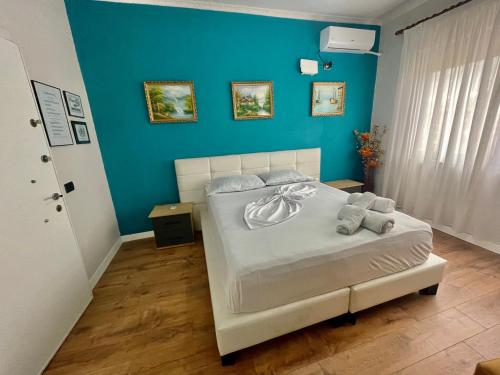 Central room private entry and bathroom, Tirana (photo 8)