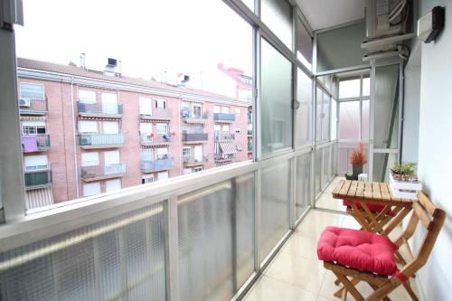 Nice new apartment only 30min to Barcelona center.