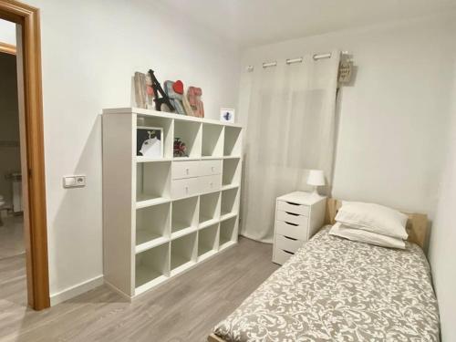 Nice new apartment only 30min to Barcelona center.