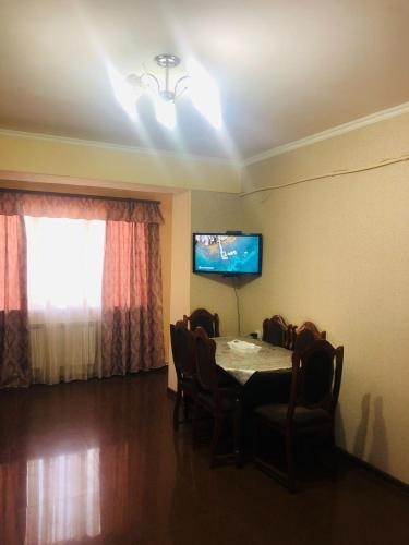 Apartment in Yerevan On Vardanants Steet, Jerewan (Foto 8)