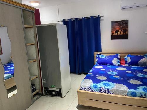 Studio cosy Mtsahara caution de 400 euros à déposer en chèque (Studio cosy Mtsahara caution de 400 euros a deposer en cheque) in 쿵구