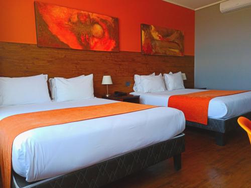 2 double beds
