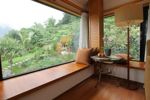 Facilities, Crossing the Rainbow Bridge Bed & Breakfast in Siuolin Township