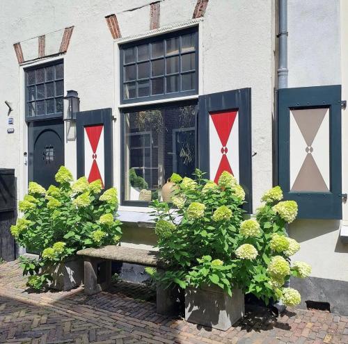 Canal apartment at historic CityCenter Amersfoort