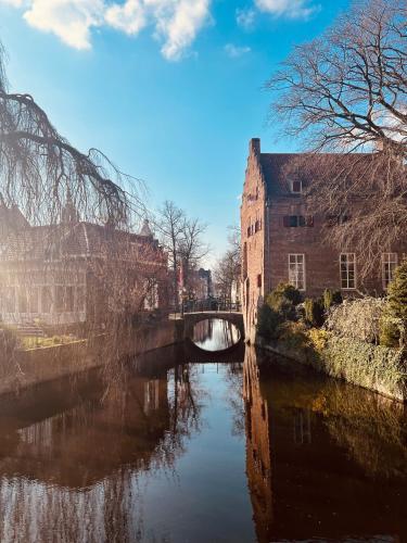 Canal apartment at historic CityCenter Amersfoort