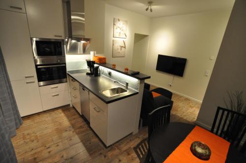 Townhouse Apartments - image 6