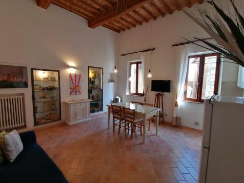 Central apartment in San Gimignano