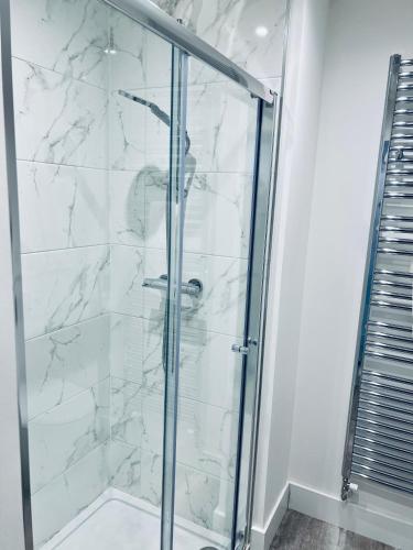 SEC HYDRO Executive Triplex Townhouse, Glasgow City Central, 3 Bedrooms/3 Bathrooms, 1 Living room/kitchen, 3 Floors, Master Bed's TERRACE, Main door, Garden, (Gym/Sauna/Steam/Indoor Swimming Pool Access), Parking - By CALA Homes, Glasgow (foto 7)