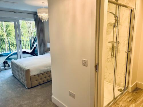 SEC HYDRO Executive Triplex Townhouse, Glasgow City Central, 3 Bedrooms/3 Bathrooms, 1 Living room/kitchen, 3 Floors, Master Bed's TERRACE, Main door, Garden, (Gym/Sauna/Steam/Indoor Swimming Pool Access), Parking - By CALA Homes, Glasgow (foto 6)