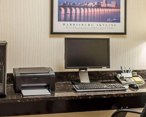 Quality Inn Riverfront - image 14
