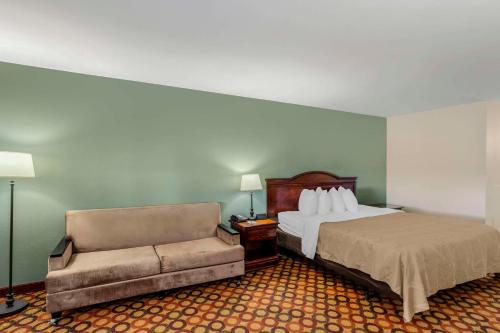 Quality Inn Enola - Harrisburg