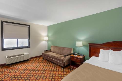 Quality Inn Enola - Harrisburg