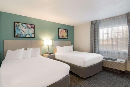 MainStay Suites Raleigh - Cary