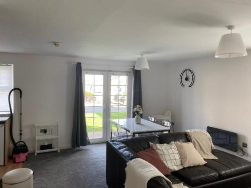 Marine Viewing 2 bedrooms flat