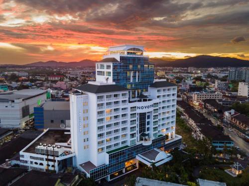 Exterior view, Novotel Phuket City Phokeethra near Saphan Hin Sports Center