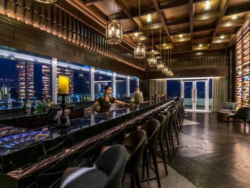 Bar/lounge, Novotel Phuket City Phokeethra near Saphan Hin Sports Center