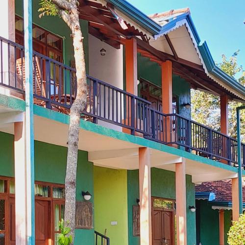 Melrose Villas - Tap to explore photos