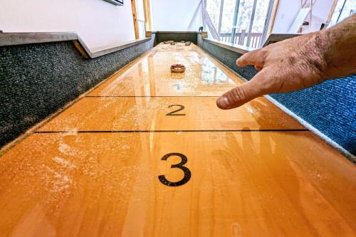 Bel Air of Big Bear - Fun & Tech & Massive Cabin Bel Air of Big Bear - Fun & Tech & Massive Cabin