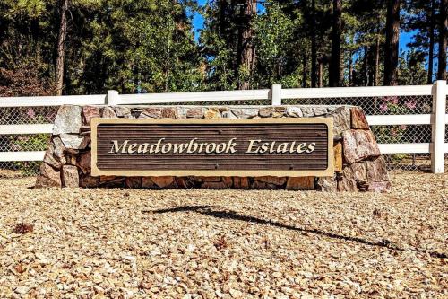 Bel Air of Big Bear - Fun & Tech & Massive Cabin Bel Air of Big Bear - Fun & Tech & Massive Cabin