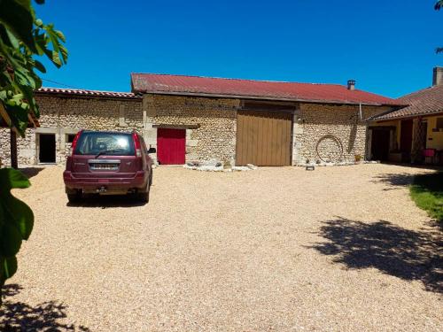 Large 4 bed house in the Dordogne