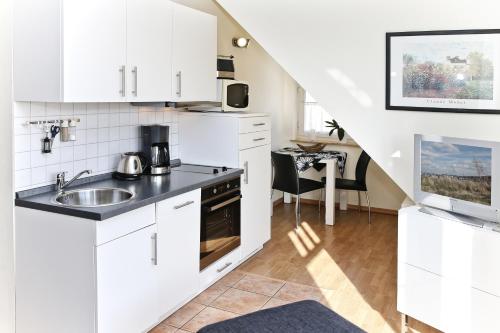 Kitchen, Appartmenthaus Monika in Ostseebad Kuhlungsborn