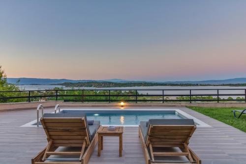 Seaview Villas - Photo 3