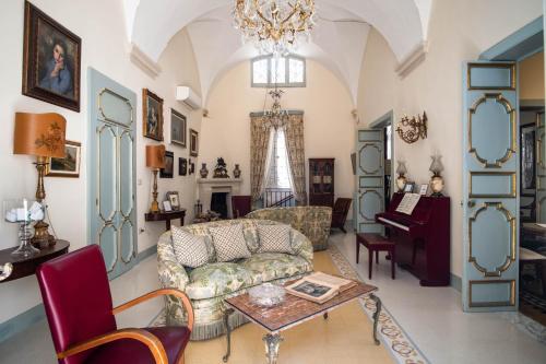 Palazzo Guido - image 2