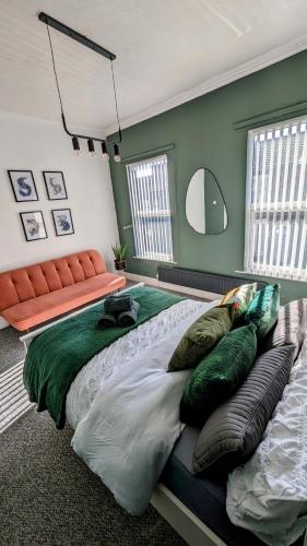 *Hot* Fantastic 3/4 Beds Town House in Anfield Stadium