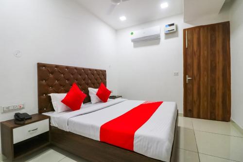 OYO Hotel SkyCity