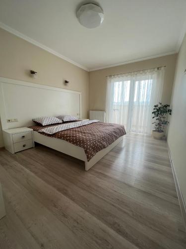 Затишні апартаменти TWO, Černovice