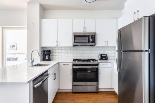 Marina Del Rey 2BR w WD Gym Pool nr Beach LAX-355, Los Ángeles (foto 6)