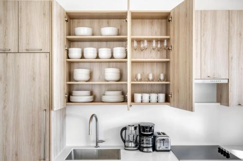 Clinton Hill 2br w gym pool wd nr Barclays NYC-1025 in Brooklyn, USA
