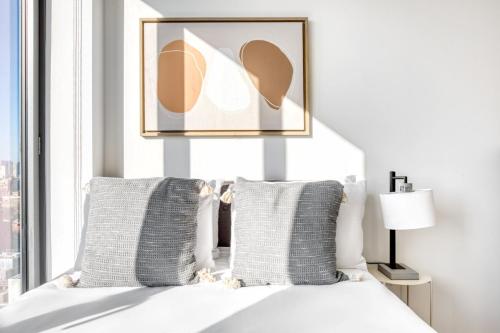 Clinton Hill 2br w gym pool wd nr Barclays NYC-1025 in Brooklyn, USA