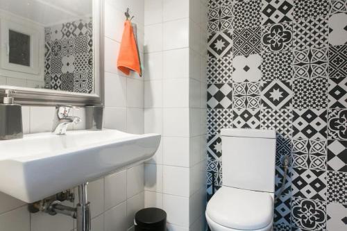 Modern flat in city center, Atene (foto 8)