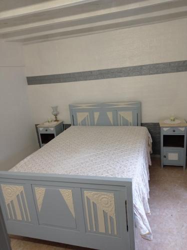 1 double bed, 3 twin beds