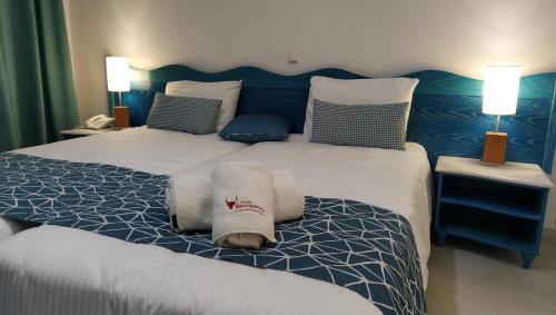 Knossos Hotel - image 5