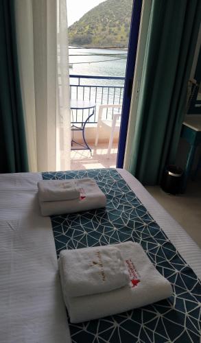 Knossos Hotel - image 9