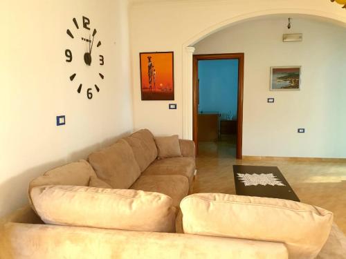 One-Bedroom Apartment image 10