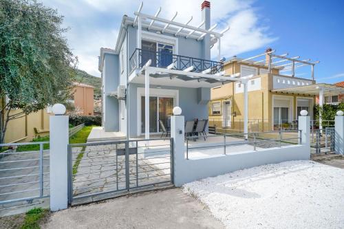 Nik-Ntin Villa Deluxe – khách sạn tại Prinos