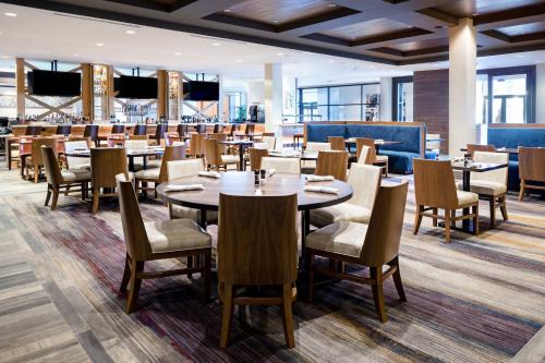 Baton Rouge Marriott - image 14