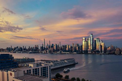 Sheraton Lincoln Harbor Hotel in Weehawken, Vereinigte Staaten von Amerika