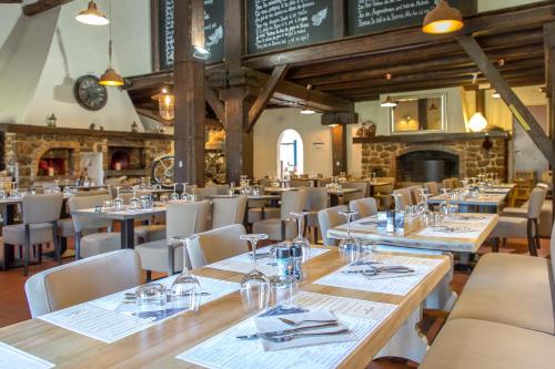 Étterem, Les Pins Blancs en Provence in Les Arcs