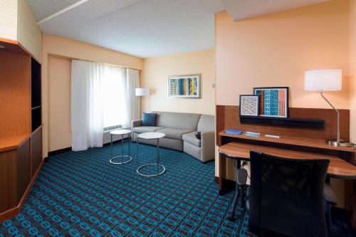 Fairfield Inn & Suites by Marriott Newark Liberty International Airport