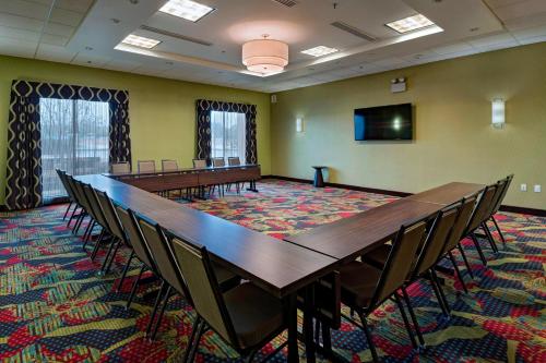 Fairfield Inn and Suites by Marriott Austin Northwest/Research Blvd - image 12