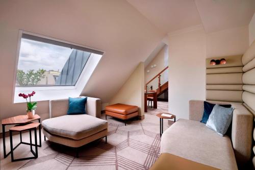 Prague Marriott Hotel - image 6